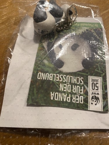 Playmobil keychain wwf 2013 - keychain,